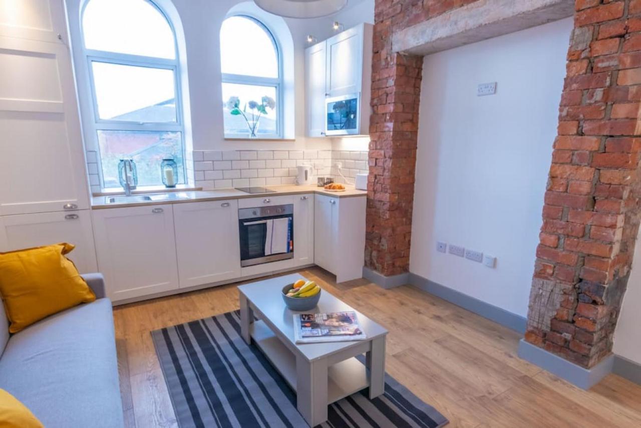 Pillo Rooms Serviced Apartments - Salford Manchester Eksteriør billede