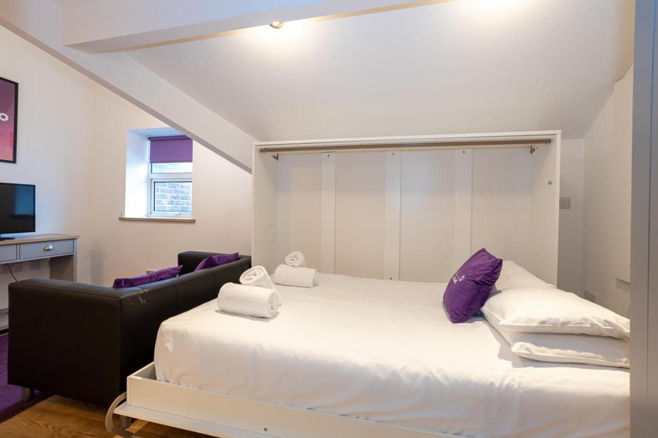Pillo Rooms Serviced Apartments - Salford Manchester Eksteriør billede