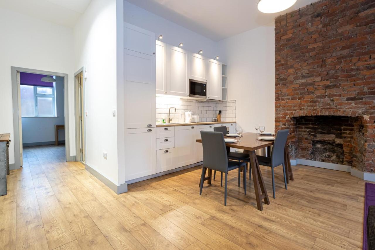 Pillo Rooms Serviced Apartments - Salford Manchester Eksteriør billede