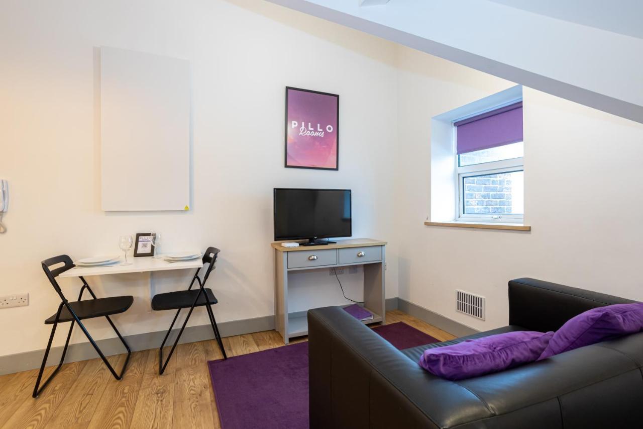 Pillo Rooms Serviced Apartments - Salford Manchester Eksteriør billede