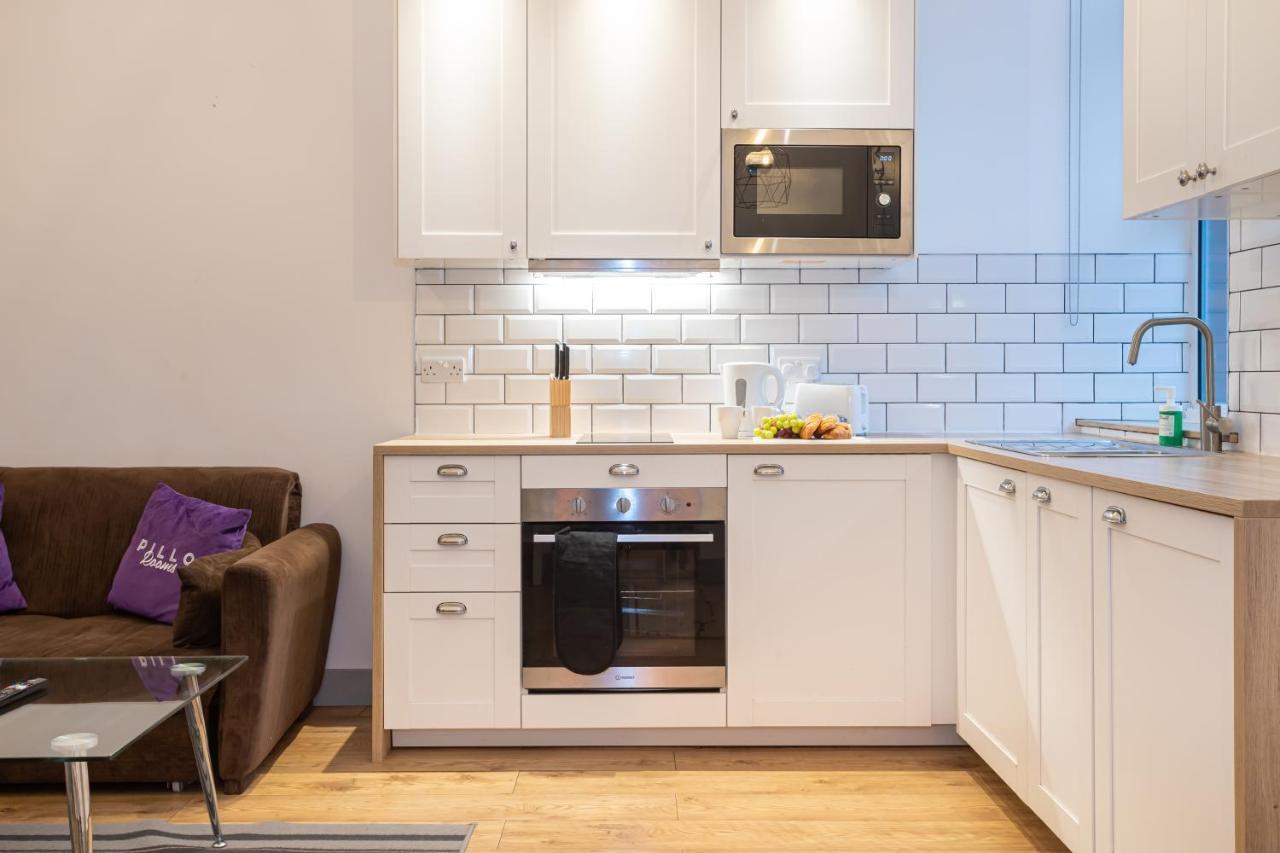 Pillo Rooms Serviced Apartments - Salford Manchester Eksteriør billede