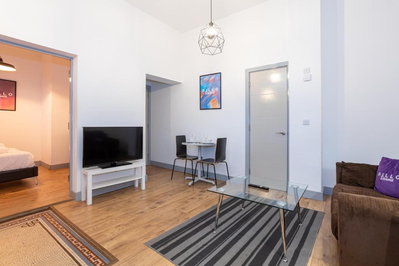 Pillo Rooms Serviced Apartments - Salford Manchester Eksteriør billede