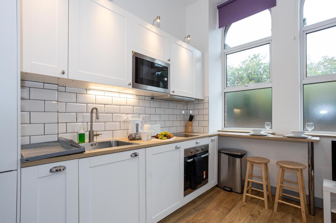 Pillo Rooms Serviced Apartments - Salford Manchester Eksteriør billede
