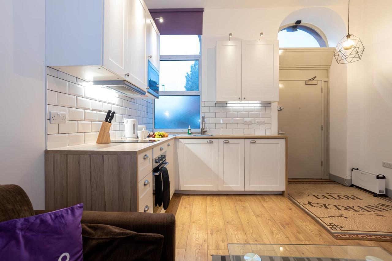 Pillo Rooms Serviced Apartments - Salford Manchester Eksteriør billede